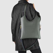 Load image into Gallery viewer, Italian Full-Grain Leather Tote Bag | Matera
