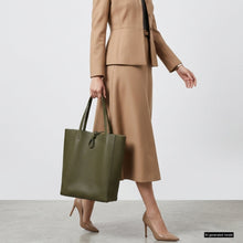 Load image into Gallery viewer, Italian Full-Grain Leather Tote Bag | Firenze
