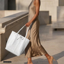 Load image into Gallery viewer, Italian Full-Grain Leather Tote Bag | Firenze
