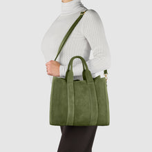 Cargar imagen en el visor de la galería, Italian Genuine Suede Tote Bag | Brianza

