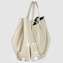 Charger l'image dans la galerie, Italian Full-Grain Leather Tote Bag | Piacenza
