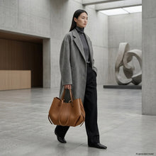 Charger l'image dans la galerie, Italian Full-Grain Leather Tote Bag | Piacenza
