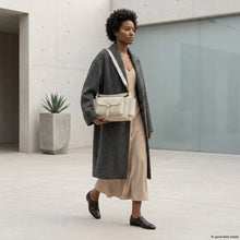 Cargar imagen en el visor de la galería, Italian Genuine Suede Shoulder Bag | Sondrio
