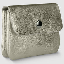 Cargar imagen en el visor de la galería, Italian Genuine Metallic Suede Wallet | Assisi
