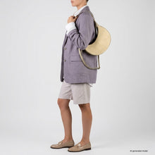 Charger l'image dans la galerie, Italian Genuine Suede &amp; Full-Grain Leather Shoulder Bag | Arezzo
