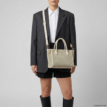 Cargar imagen en el visor de la galería, Italian Genuine Suede &amp; Full-Grain Leather Top-Handle Bag | Alba
