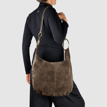 Cargar imagen en el visor de la galería, Italian Genuine Suede Hobo Bag | Belluno
