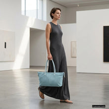 Charger l'image dans la galerie, Italian Genuine Suede &amp; Full-Grain Leather Tote Bag | Bologna
