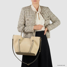 Charger l'image dans la galerie, Italian Genuine Suede Tote Bag | Rovigo
