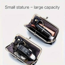 Charger l'image dans la galerie, Vintage Chic Leather Clutch Lady Purse
