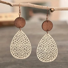 Charger l'image dans la galerie, Vintage Hollow Leaf Shape PU Leather Earrings
