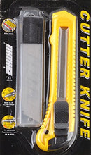Cargar imagen en el visor de la galería, eZthings heavy duty 9mm snap off blades box cutters set for cutting wallpaper, vinyl, leather, shrink-wrap in packaging
